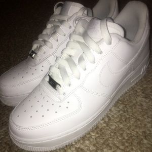 Women’s Nike Air Force 1